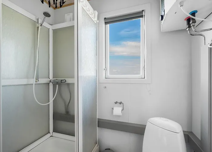 بيت للعطل 1046 *